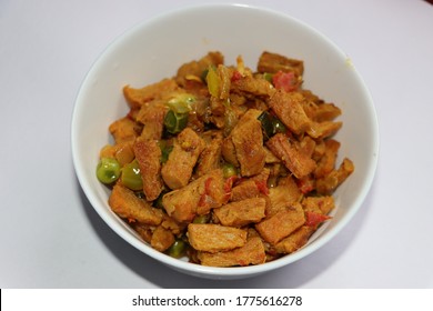 Spicy Soya Matar Tawa Fry, Made With Soybean Chunks And Green Peas, Indian Food