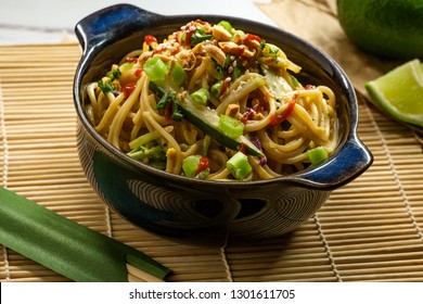 Spicy Thai Vegetable Peanut Butter Lo Mein Noodles With Sesame Seeds