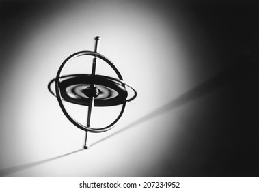 Spinning Gyroscope On Wire