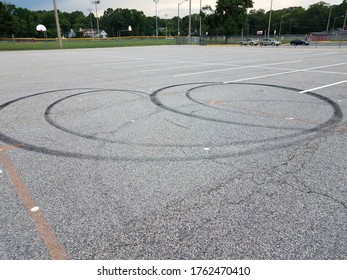 270 Circle tire marks Stock Photos, Images & Photography | Shutterstock