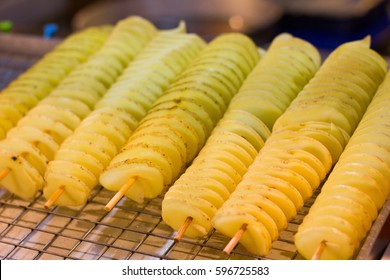 spiral cut potatoes