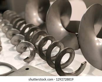 Spirals For Screw Conveyors. Stainless Steel Spirals. Rolled Spirals. Stainless Steel Screws.