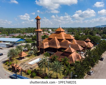 In the spirit of reviving the traditional Malay vernacular characteristics and craftsmanship, Masjid Ulul Albab was unveiled as a replacement to the old mosque in the town of Jerteh, Terengganu. - Shutterstock ID 1991768231