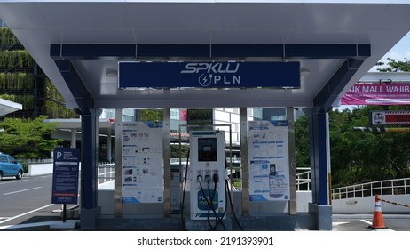 SPKLU Is General Electric Vehicle Charging Station With Ultra Fast Type. East Jakarta,18 August 2022.