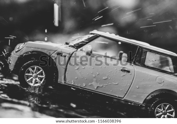 Splash of water on the
running car