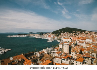 Split city vibes