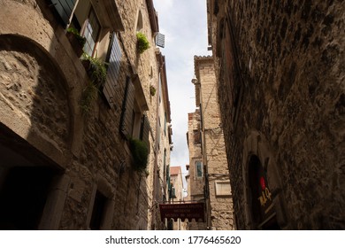 Split/Croatia-June 22nd, 2020: Beautiful, Narrow Streets And Stone Houses In The Historical Part Of Emperor DIocletian`s Palace, Magnificent Monument From The Ancient Roman Time