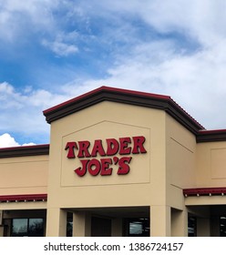 Spokane, WA/USA - May 1, 2019: View Of Trader Joe’s Store Exterior. Trader Joe’s Is An American Chain Of Grocery Stores Specializing In Gourmet, Organic Vegetarian Foods And Beer & Wine.