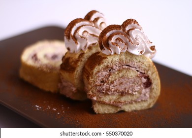 
Sponge Cake Roll