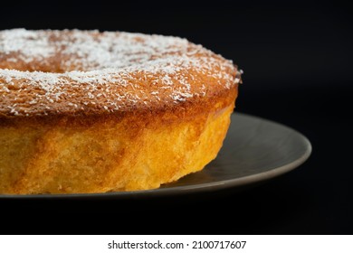 Spongy Round Coconut Sponge Cake