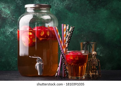 Spooky Halloween Drink Autumn Apple Cider Or Lemonade