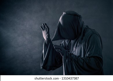 12,593 Casting Spell Images, Stock Photos & Vectors | Shutterstock