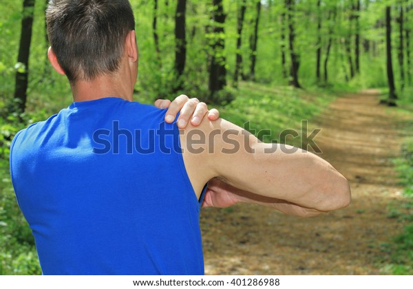 Sport Injury Man Shoulder Pain库存照片401286988 Shutterstock