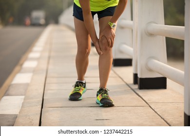 88,082 Girl on knee Images, Stock Photos & Vectors | Shutterstock