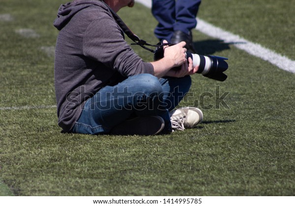 sports
photographer journalist soccer
football