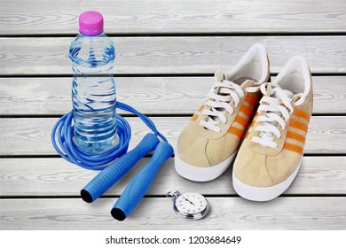 Sports Shoe With Water Bottel