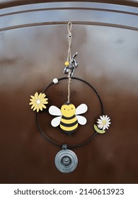 Spring Door Decoration Flower Bee