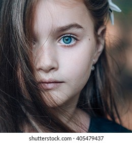 Blonde Girl Green Eyes Images Stock Photos Vectors Shutterstock