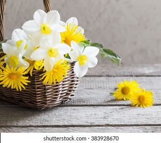 225,858 Basket spring flowers Images, Stock Photos & Vectors | Shutterstock