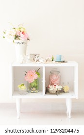 Spring Studio Decor, Light Home Decor, Romantic Interior For A Spring Session