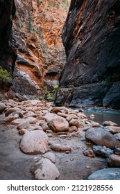 Springdale, UT, USA 02-02-22 The Narrows In Zion National Park