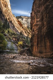 Springdale, UT, USA 02-02-22 The Narrows In Zion National Park