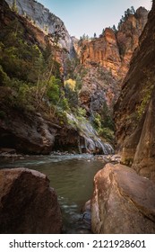 Springdale, UT, USA 02-02-22 The Narrows In Zion National Park