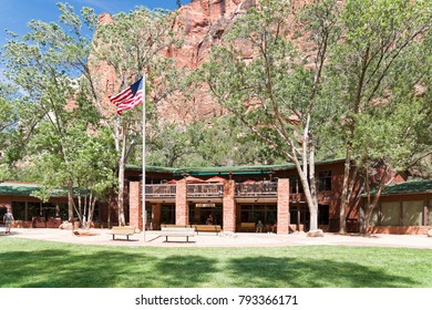 Zion Lodge Images Stock Photos Vectors Shutterstock