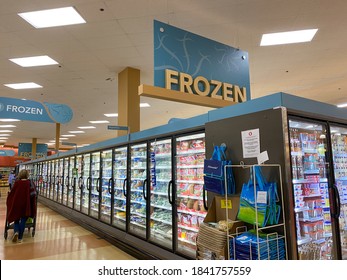 Springfield, IL/USA -10/2/20:  The Frozen Foods Aisle Of A Schnucks Grocery Store With Frozen Ice Cream, Vegetables And Dinners.