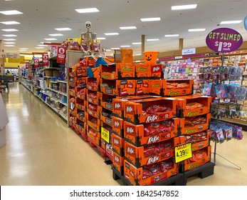 Springfield, IL/USA-10/2/20: The Halloween Candy And Toy Aisle At A Schnucks Grocery Store In Springfield, IL.