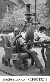 Springfield, MA - May 2022: The sculpture of Dr. Seuss with The Cat in the Hat at the Dr. Seuss National Memorial Sculpture Garden in black and white