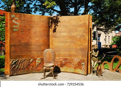 Springfield, MA, USA July 14 The Dr Seuss Memorial In Springfield, Massachusetts Displays Many Characters Made Famous By His Stories.  The Open Book Recites His Entire 