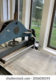 Springfield, OH USA - September 30, 2021: A Vintage Press Is Part Of The Printmaking Operation At Wittenberg University.