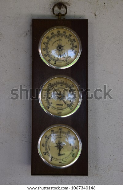 springfield thermometer barometer and humidity meter