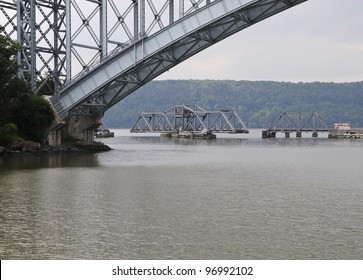 Spuyten Duyvil Bridge, Manhattan, New York City, USA