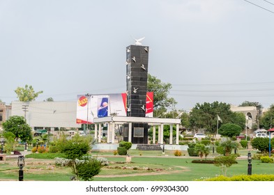 Square Peshawar City Center Leading Saddar Stock Photo 699304300 ...