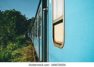 Sri Lanka Cross Country Train