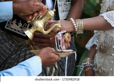 Sri Lankan Wedding Custom On Poruwa