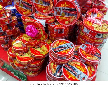 Sriracha, Chonburi THAILAND Nov  5, 2018: Arsenal And Imperial Cookie Box Display At Supermarket Shelf. Ready For Sale.