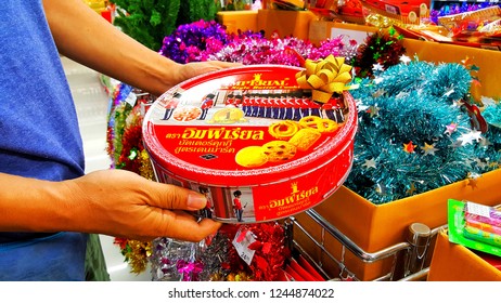 Sriracha, Chonburi THAILAND Nov  5, 2018: Man's Hand Is Holding  Imperial Cookie Box From Supermarket Shelf