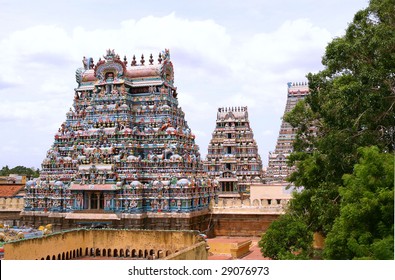 Srirangam Temple in Tiruchirappalli - Shutterstock ID 29076973