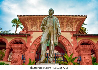 St. Augustine, Florida. January 26 , 2019. Henry Flager College . Old Hotel Ponce De León. Top View Statue Of Henry Flager In Florida's Historic Coast.