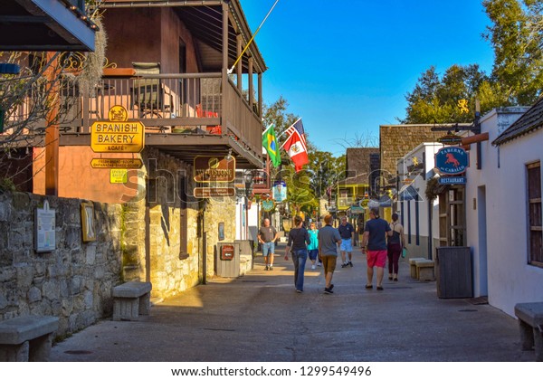St. Augustine, Florida. January 26 , 2019 .\
People enjoying colonial experience in St. George St. in Old Town\
at Florida\'s Historic Coast \
(3)