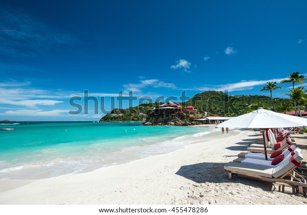 St Barth Island, Caribbean\
sea