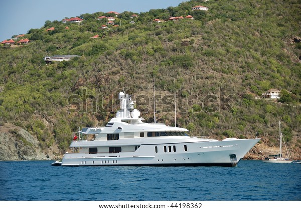 superyachts in st barts