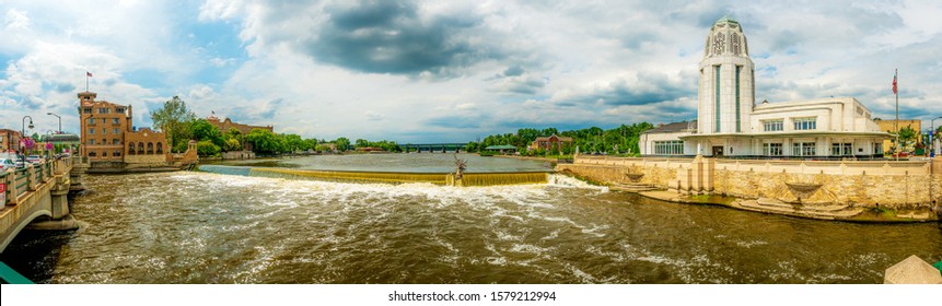 St Charles Illinois And The Lovely Fox River