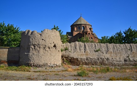 St Hripsime Churc, Ancient Castle