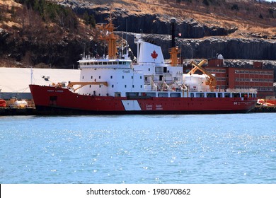 ST. JOHN'S HARBOR, CANADA - MARCH 17: St. John's Harbor, Newfoundland, Canada On March 17, 2014. Town Of St. John's Prepares For Celebration Of Victoria Day Long Weekend The CCGS Alfred Needler Is Ready Too 