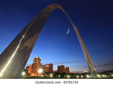 St Louis Arch At Night With The Crescent Moon