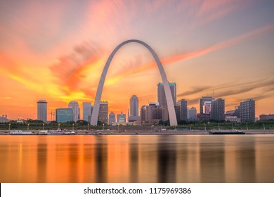 St. Louis, Missouri, USA downtown cityscape on the river at dusk.